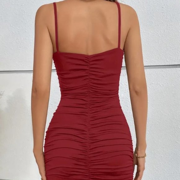 NWOT Women Ruched Tight Dress Sexy Spaghetti Strap V-Neck Midi Dress - Picture 5 of 9